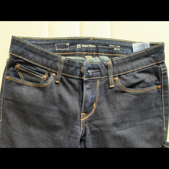 Like NEW Levi’s Jeans 25 - Picture 2 of 4